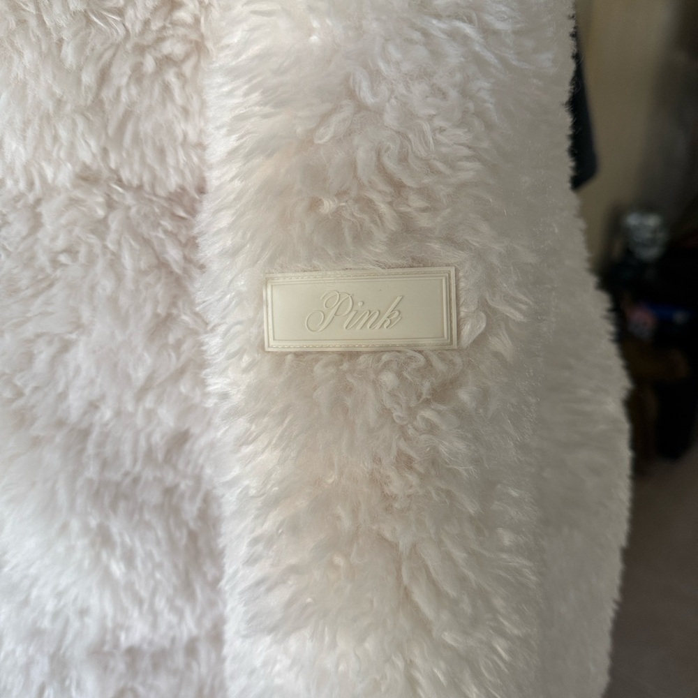 PINK Victoria's Secret Plush Teddy Jacket - Cream - Picture 8 of 10
